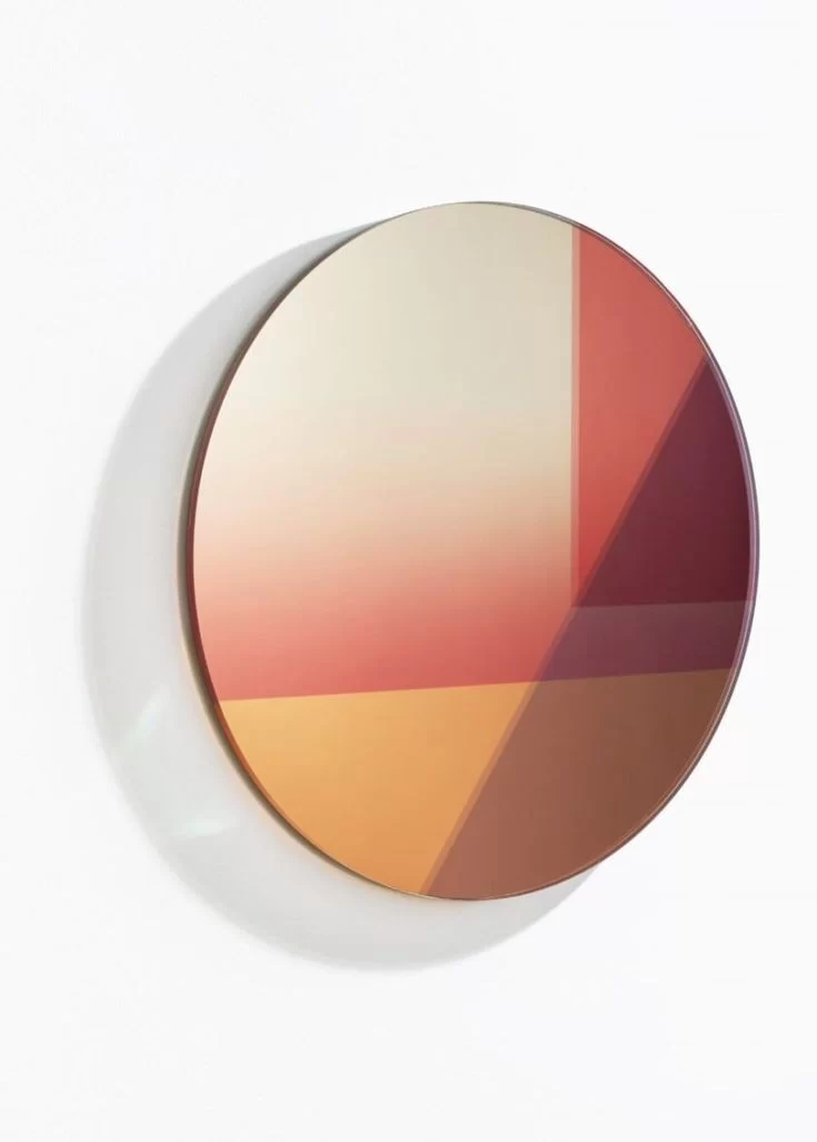 La scienza del colore e della luce nel design di Sabine Marcelis